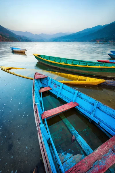 Boats on lake during sunset. — Stock Photo, Image