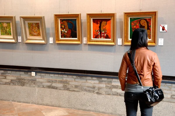 Chinese art gallery in Guangzhou — Stock Photo, Image