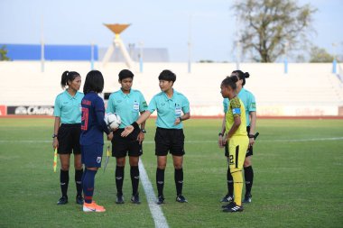 Chonburi-Tayland-19aug2019: Hakem fifa takımı Tayland ve 9-0 Timor leste arasında Tayland Beden Eğitimi Enstitüsü, Tayland, Tayland arasında AFF sırasında taraf seçme riskini göze alıyor