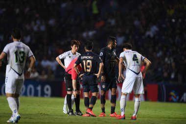 Buriram, Tayland-Mar13,2019: Buriram Stadyumu 'nda Jeonbuk Hyundai' ye karşı defin rampası arasında AFC2019 sırasında Supachok sarachat oyuncusu