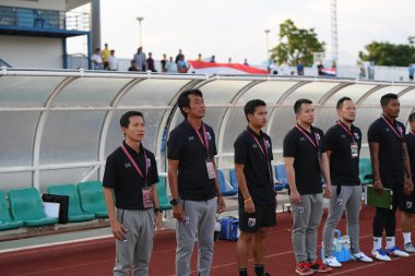 Chonburi-Tayland-19aug2019: Tayland Beden Eğitimi Enstitüsü 'nde 9-0 Timor leste AFF sırasında Tayland baş antrenörü Naruphon kaenson, Tayland