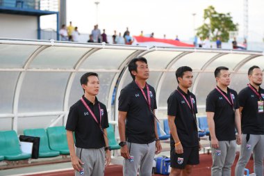 Chonburi-Tayland-19aug2019: Tayland Beden Eğitimi Enstitüsü 'nde 9-0 Timor leste AFF sırasında Tayland baş antrenörü Naruphon kaenson, Tayland