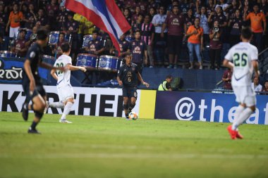 Buriram, Tayland-Mar13,2019: Sasalak haiprakhon defin oyuncusu AFC2019 sırasında defin utdları arasında Buriram Stadyumu 'nda Jeonbuk hyundai' ye karşı çarpışma halinde birleşti.