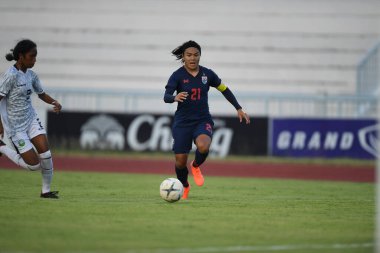Chonburi-Tayland-19aug2019: Kanjana sangngoen # 21 Tayland futbolcusu Tayland Beden Eğitimi Enstitüsü 'nde 9-0 Timor leste, Tayland