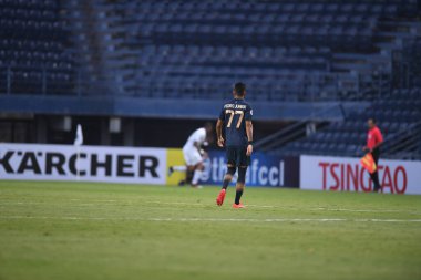 Buriram, Tayland-Mar13,2019: Pedro bispo küçük defin oyuncusu AFC2019 sırasında Jeonbuk hyundai 'ye karşı defin rampası arasında çarpışma halinde birleşti.