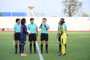 Chonburi-Tayland-19aug2019: Hakem fifa takımı Tayland ve 9-0 Timor leste arasında Tayland Beden Eğitimi Enstitüsü, Tayland, Tayland arasında AFF sırasında taraf seçme riskini göze alıyor