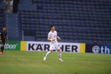 Buriram, Tayland-Mar13,2019: Lee ju yong # 13 Jeonbuk hyundai oyuncusu, Buriram Stadyumu 'nda Jeonbuk Hyundai' ye karşı defin rampası arasında görev yapıyor.