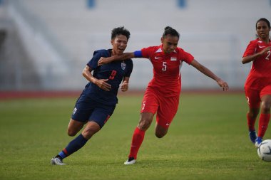 Bangkok-Tayland-17 Ağustos 2019: Tayland Beden Eğitimi Enstitüsü Chonburi, Tayland AFF 8-0 Singapur arasında Tayland # 9 numaralı Saowalak pengngam