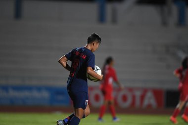 Bangkok-Tayland-17 Ağustos 2019: Tayland Beden Eğitimi Enstitüsü Chonburi, Tayland AFF 8-0 Singapur arasında Tayland # 9 numaralı Saowalak pengngam