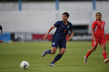 Bangkok-Tayland-17 Ağustos 2019: Tayland Beden Eğitimi Enstitüsü Chonburi, Tayland AFF 8-0 Singapur arasında Tayland # 9 numaralı Saowalak pengngam