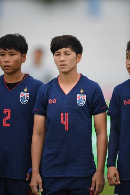 Bangkok-Tayland-17 Ağustos 2019: Duangnapa sritala # 4 Tayland futbolcusu Tayland Beden Eğitimi Enstitüsü 'ndeki AFF 8-0 Singapur, Tayland