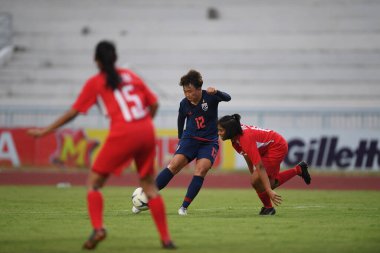 Bangkok-Tayland-17 Ağustos 2019: Rattikan thongsombut # 12 Tayland futbolcusu Tayland Beden Eğitimi Enstitüsü 'nde AFF 8-0 Singapur, Tayland