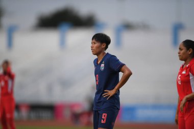 Bangkok-Tayland-17 Ağustos 2019: Tayland Beden Eğitimi Enstitüsü Chonburi, Tayland AFF 8-0 Singapur arasında Tayland # 9 numaralı Saowalak pengngam