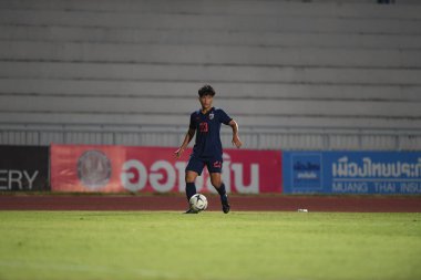 Bangkok-Tayland-17 Ağustos 2019: Tayland Beden Eğitimi Enstitüsü Chonburi, Tayland AFF 8-0 Singapur arasında Tayland 'da 23 numaralı Phonphirun philawan oyuncusu görev başında