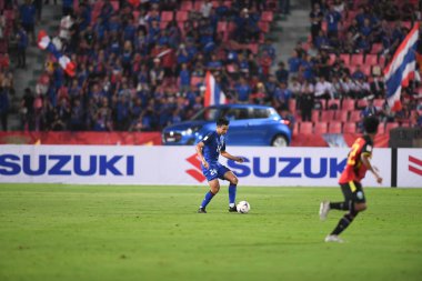Bangkok-Tayland-9NOV2018: Tayland milli stadyumundaki Timor leste ile Tayland arasındaki AFF Suzuki Kupası 2018 maçında Korrakod Viriyaudomsiri oyuncusu