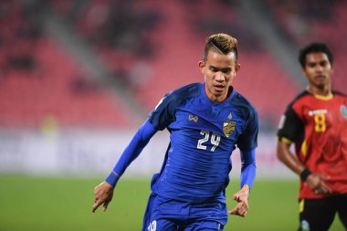 Bangkok-Tayland-9NOV2018: Tayland milli stadyumunda Timor leste ile Tayland arasındaki AFF Suzuki Kupası 2018 maçında Sanrawat dechmitr Tayland dechmitr oyuncusu