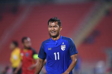 Bangkok-Tayland-9NOV2018: Tayland milli stadyumu Timor Leste karşısında Tayland AFF Suzuki Kupası 2018 'de Mongkol Tossakai oynuyordu