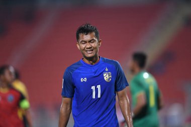 Bangkok-Tayland-9NOV2018: Tayland milli stadyumu Timor Leste karşısında Tayland AFF Suzuki Kupası 2018 'de Mongkol Tossakai oynuyordu