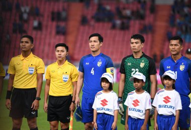 Bangkok-Tayland-9NOV2018: Tayland milli stadyumunda Timor leste ile Tayland arasındaki AFF Suzuki Kupası 2018 maçında Chalermpong Keadkaew oyuncusu