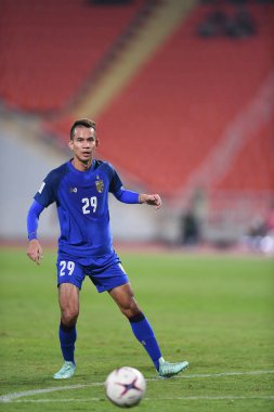 Bangkok-Tayland-9NOV2018: Tayland milli stadyumunda Timor leste ile Tayland arasındaki AFF Suzuki Kupası 2018 maçında Sanrawat dechmitr Tayland dechmitr oyuncusu