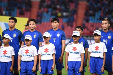 Bangkok-Tayland-9NOV2018: Tayland milli stadyumunda Timor leste ile Tayland arasındaki AFF Suzuki Kupası 2018 'de Adisak kraisorn oyuncusu eylemde