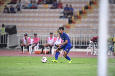 Bangkok-Tayland-9NOV2018: Tayland milli stadyumunda Timor leste ile Tayland arasındaki AFF Suzuki Kupası 2018 maçında Nurul Sriyangem oynuyordu