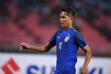 Bangkok-Tayland-9NOV2018: Tayland milli stadyumu Timor Leste karşısında Tayland AFF Suzuki Kupası 2018 'de Mongkol Tossakai oynuyordu