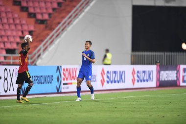 Bangkok-Tayland-9NOV2018: Tayland milli stadyumu Timor Leste karşısında Tayland AFF Suzuki Kupası 2018 'de Mongkol Tossakai oynuyordu