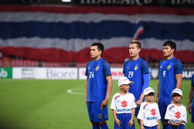Bangkok-Tayland-17NOV2018: Tayland milli stadyumunda Tayland ile Endonezya arasındaki AFF Suzuki Kupası 2018 'de Korrakod Viriyaudomsiri oyuncusu