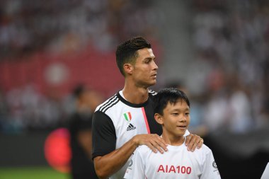 Kallang, Singapur - 21 Temmuz 2019: Juventus 'un oyuncusu Cristiano Ronaldo, Juventus ve Spurs arasında Singapur' daki ulusal stadyumda 2019 yılındaki eylemde.  