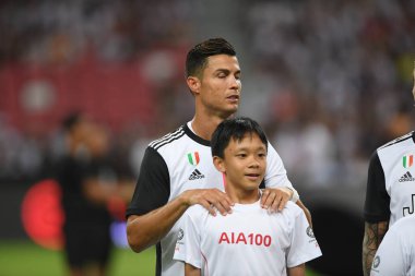 Kallang, Singapur - 21 Temmuz 2019: Juventus 'un oyuncusu Cristiano Ronaldo, Juventus ve Spurs arasında Singapur' daki ulusal stadyumda 2019 yılındaki eylemde.   