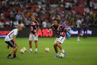 Kallang, Singapur - 21 Temmuz 2019: Juventus 'un oyuncusu Cristiano Ronaldo, Juventus ve Spurs arasında Singapur' daki ulusal stadyumda 2019 yılındaki eylemde.  