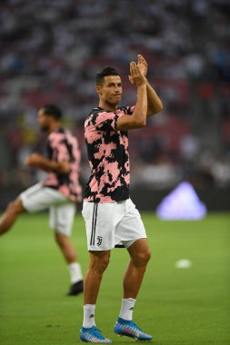 Kallang, Singapur - 21 Temmuz 2019: Juventus 'un oyuncusu Cristiano Ronaldo, Juventus ve Spurs arasında Singapur' daki ulusal stadyumda 2019 yılındaki eylemde.   