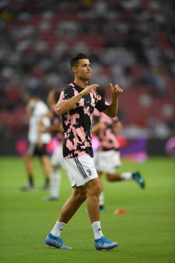 Kallang, Singapur - 21 Temmuz 2019: Juventus 'un oyuncusu Cristiano Ronaldo, Juventus ve Spurs arasında Singapur' daki ulusal stadyumda 2019 yılındaki eylemde.  
