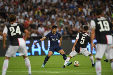 Kallang, Singapur - 21 Temmuz 2019: Heung-Min Son, Tottenham Hotspur oyuncusu Juventus ile Singapur 'daki ulusal stadyumda oynanan maç sırasında 