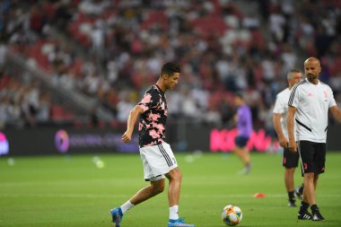 Kallang, Singapur - 21 Temmuz 2019: Juventus 'un oyuncusu Cristiano Ronaldo, Juventus ve Spurs arasında Singapur' daki ulusal stadyumda 2019 yılındaki eylemde. 