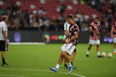 Kallang, Singapur - 21 Temmuz 2019: Juventus 'un oyuncusu Cristiano Ronaldo, Juventus ve Spurs arasında Singapur' daki ulusal stadyumda 2019 yılındaki eylemde. 