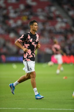 Kallang, Singapur - 21 Temmuz 2019: Juventus 'un oyuncusu Cristiano Ronaldo, Juventus ve Spurs arasında Singapur' daki ulusal stadyumda 2019 yılındaki eylemde. 