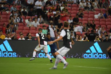 Kallang, Singapur - 21 Temmuz 2019: Kyle Walker-Peters Tottenham hotspur oyuncusu Juventus ile Tottenham Hotspur arasında 2019 yılındaki ulusal stadyumda eylem halinde.