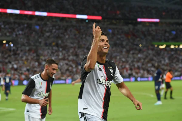 Kallang Singapur Julio 2019 Cristiano Ronaldo Jugador Juventus Felicitación Por —  Fotos de Stock