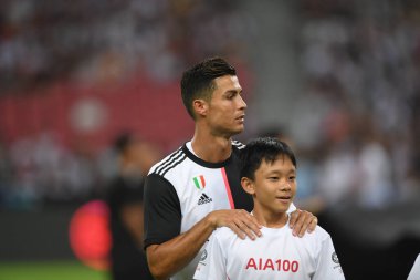 Kallang, Singapur - 21 Temmuz 2019: Juventus 'un Cristiano Ronaldo oyuncusu, Juventus ile Tottenham Hotspur arasında 2019 yılında Singapur' un başkenti Singapur 'da görev yaptı.