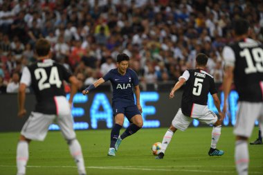 Kallang, Singapur - 21 Temmuz 2019: Heung-Min Oğlu # 7 Tottenham hotspur oyuncusu Juventus ve Tottenham Hotspur arasında ulusal stadyumda 2019 yılında eylem halindedir.