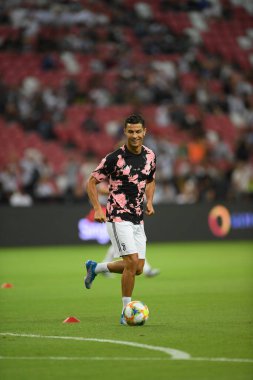 Kallang, Singapur - 21 Temmuz 2019: Juventus 'un Cristiano Ronaldo oyuncusu, Juventus ile Tottenham Hotspur arasında 2019 yılında Singapur' un başkenti Singapur 'da görev yaptı.