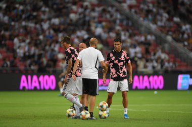 Kallang, Singapur - 21 Temmuz 2019: Juventus 'un oyuncusu, Juventus ve Spur arasında Singapur' daki ulusal stadyumda 2019 yılındaki eylemde.