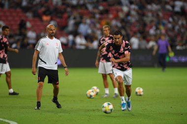 Kallang, Singapur - 21 Temmuz 2019: Juventus 'un Cristiano Ronaldo oyuncusu, Juventus ile Tottenham Hotspur arasında 2019 yılında Singapur' un başkenti Singapur 'da görev yaptı.