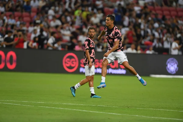 Wesley Franca (R) of Flamengo celebrates a goal during the Copa