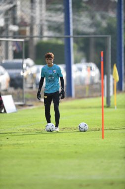 Bangkok, Tayland - 30 Mayıs 2019: Patiwat Khammai Tayland futbol kampı, 2019 kral kupası turnuvası öncesinde antrenman yapıyor