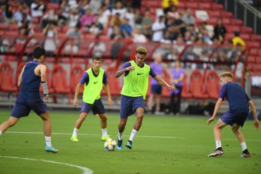 Kallang-singapore-19jul2019-Dele alli player of tottenham hotspur in action during official training before icc2019 at national stadium,singapore