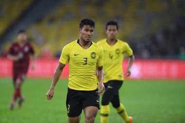 Kuala lumphur-Malezya-14 Kasım 2019: Malezya 'nın Shahrul Saad 3. Oyuncusu FIFA Dünya Kupası Katarı 2022' de Malezya 'nın Buckit Jalil kentinde oynanan karşılaşmada