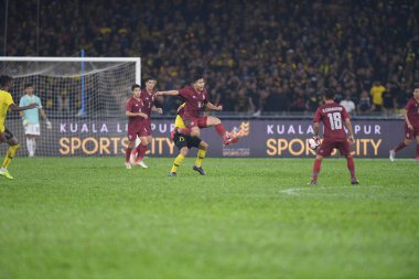 Kuala lumphur-Malezya-14 Kasım 2019: Phitiwat Sukjitthammakul 16 Tayland Oyuncusu FIFA Dünya Kupası Katarı 2022 'de Malezya' ya karşı Bukit Jalil, Malezya